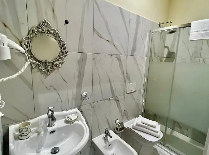 Gli Alloggi De Il Piccolo Borgo Πανσιόν