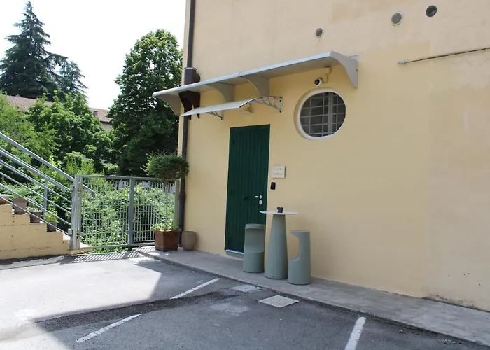 Gli Alloggi De Il Piccolo Borgo 4* Καστέλ Ματζιόρε