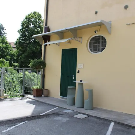 Gli Alloggi De Il Piccolo Borgo 4* קסטל מג'ורה