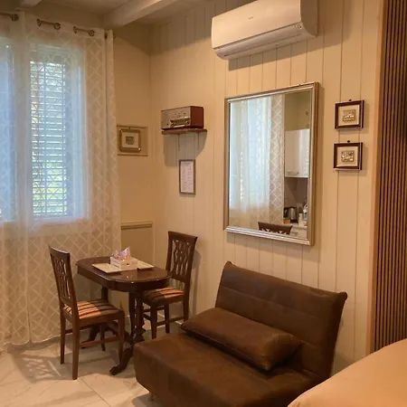 Gli Alloggi De Il Piccolo Borgo Penzion 4*