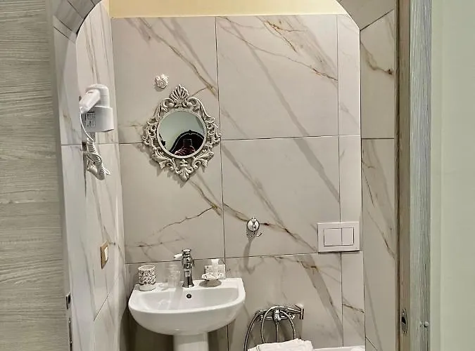 Гостевой дом Gli Alloggi De Il Piccolo Borgo 4*