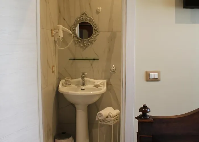 Гостевой дом Gli Alloggi De Il Piccolo Borgo 4*