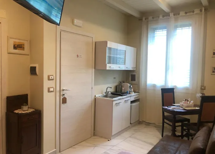 Gli Alloggi De Il Piccolo Borgo 게스트하우스 카스텔마조레